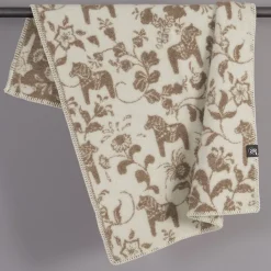 Babyfiltar|Ullplädar<Arvidssons textil Barnfilt Leksand beige 65x95cm med dalahästar och kurbits