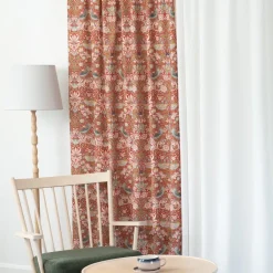 Gardiner Mönstrade<Nordisk Textil Beautiful birds röd gardiner