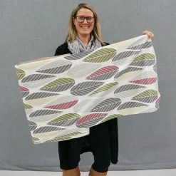 Gardinkappor Mönstrade<Arvidssons textil Blader rosa gardinkappa metervara