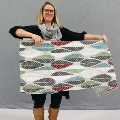 Gardinkappor Mönstrade<Arvidssons textil Blader vinröd gardinkappa metervara