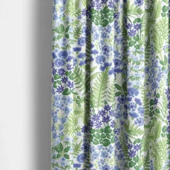 Gardintyger Mönstrade|Arvidssons Textil<Arvidssons textil Blå Blom vit tyg