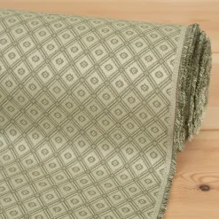 Rutiga Möbeltyger|Mönstrade Möbeltyger<Nordisk Textil Borgholm grön - rutigt möbeltyg i klassisk stil
