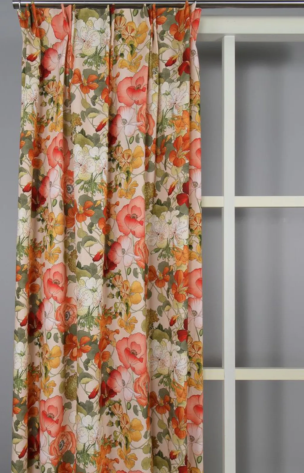 Gardiner Mönstrade<Nordisk Textil Capucine orange gardiner – Färgstark blommig gardin