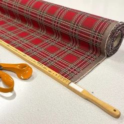 Rutiga Möbeltyger|Mönstrade Möbeltyger< Check Classic Holiday gobeläng – Klassisk jultextil i rutmönster