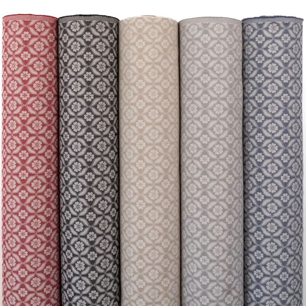 Mönstrade Möbeltyger|Bolster< Clover beige tyg