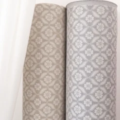 Mönstrade Möbeltyger|Bolster< Clover beige tyg