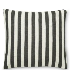 Mönstrade Kuddfodral<Jakobsdals Cruella stripe svart kuddfodral