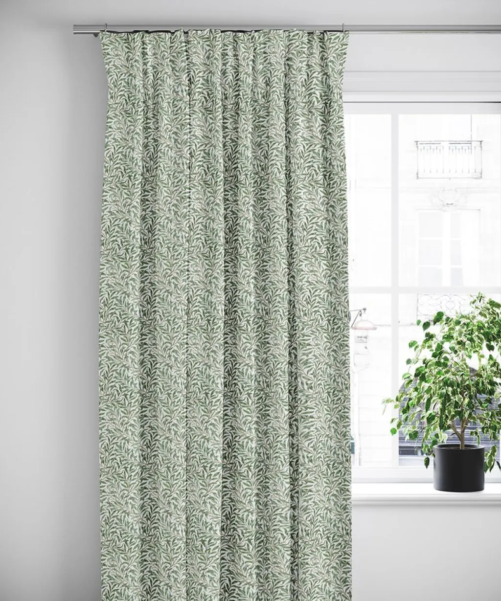 Gardiner Mönstrade<Nordisk Textil Ester allmogegrön gardiner med tidlöst bladmönster