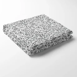 Bordsduk<Nordisk Textil Ester grå bordsduk med tidlöst bladmönster