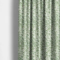 Arts & Crafts Tyger|Gardintyger Mönstrade<Nordisk Textil Ester grön tyg – klassiskt bladmönster i grönt