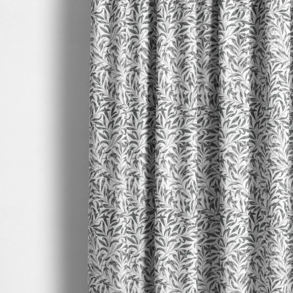 Arts & Crafts Tyger|Gardintyger Mönstrade<Nordisk Textil Ester grå tyg – klassiskt bladmönster i grått