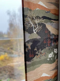Panelgardiner<Arvidssons textil Fjällvandring grön-beige panelgardiner