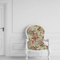 Blommiga Möbeltyger|Mönstrade Möbeltyger< Floral botanic bird möbeltyg - fyllt av blomster och färgsprakande fåglar