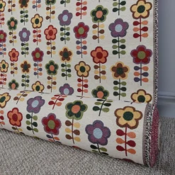Blommiga Möbeltyger|Mönstrade Möbeltyger< Flower power retro möbeltyg