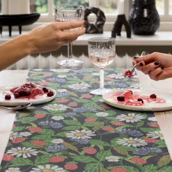 Bordslöpare|Ekelund Löpare<Ekelund Fragaria löpare 35X120 - s Linneväveri