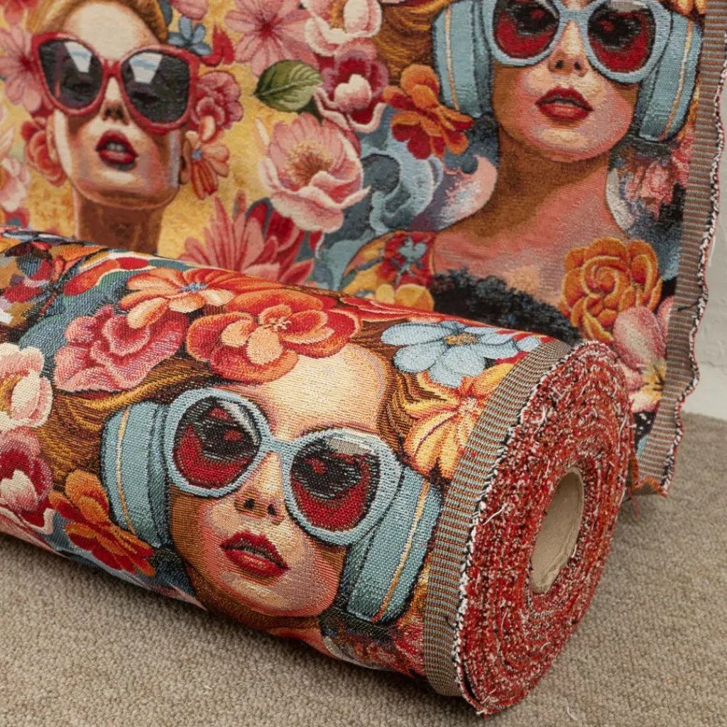 Mönstrade Möbeltyger<Nordisk Textil Girl power – gobelängtyg med effektfyllt popart-mönster