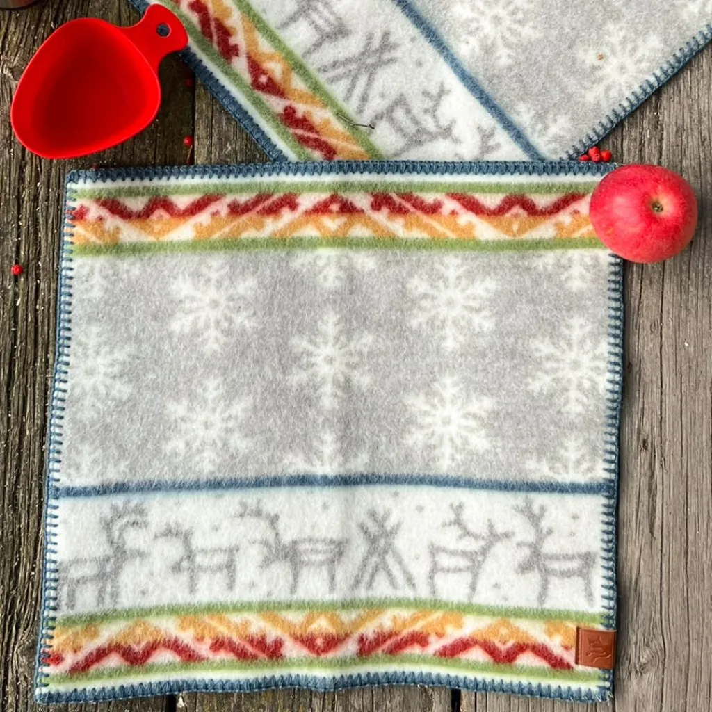 Sittunderlag<Kerstin Landström Design Lapionia sittunderlag 43x43cm - med värme från Lapplands natur