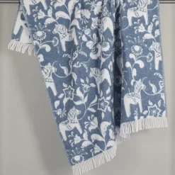 Ullplädar<Arvidssons textil Leksand blå ullpläd 130x170 cm – dalahästar i 100% ull