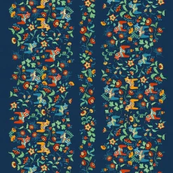 Gardintyger Mönstrade|Arvidssons Textil<Arvidssons textil Leksand bård blå tyg med traditionellt dalahästtryck