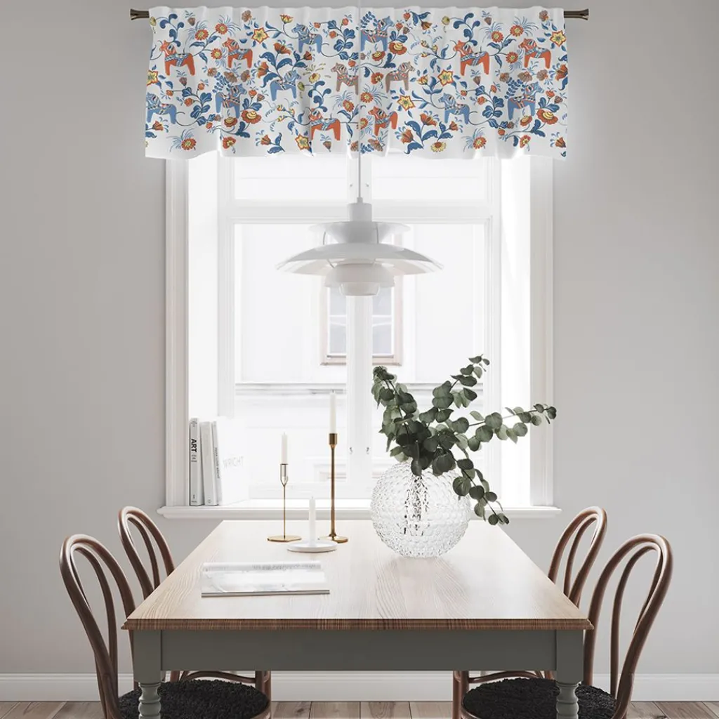 Gardinkappor Mönstrade<Arvidssons textil Leksand bård dalablå gardinkappa metervara med traditionellt dalahästtryck