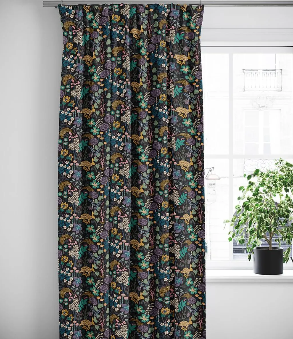 Gardiner Mönstrade<Arvidssons textil Lyckeflykt svart gardiner