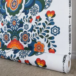 Gardintyger Mönstrade<Nordisk Textil Maxi kurbits petrol-orange tyg