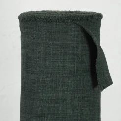 Gardintyger Enfärgade<Nordisk Textil Milo mörkgrön gardintyg - Stilrent med fin struktur