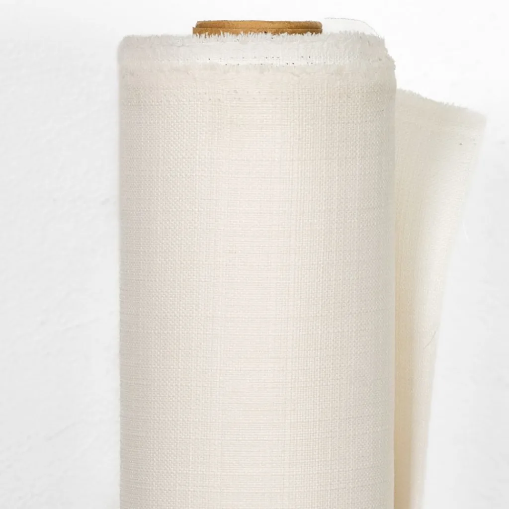 Gardintyger Enfärgade<Nordisk Textil Milo offwhite gardintyg - Stilrent med fin struktur
