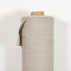 Gardintyger Enfärgade<Nordisk Textil Milo sand gardintyg - Stilrent med fin struktur