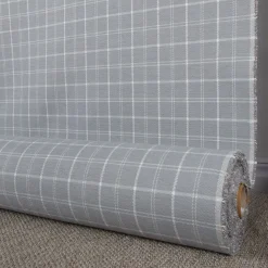 Rutiga Möbeltyger|Rea Möbeltyger<Nordisk Textil Narvik ljusgrå möbeltyg