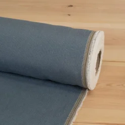 Enfärgade Möbeltyger<Nordisk Textil Newport duvblå enfärgat tyg