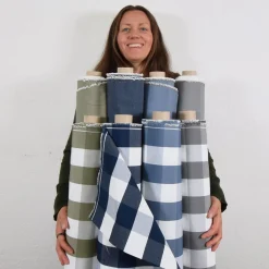 Enfärgade Möbeltyger<Nordisk Textil Newport ljusgrå enfärgat tyg