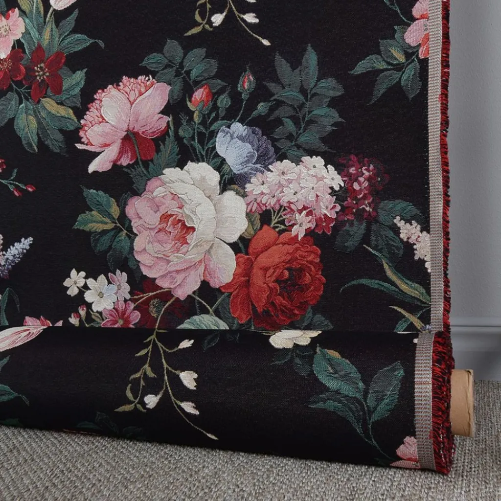 Blommiga Möbeltyger|Mönstrade Möbeltyger< Painted vintage bouquet möbeltyg