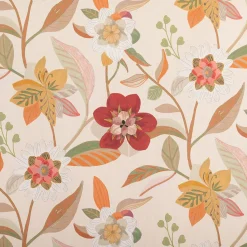Gardintyger Mönstrade< Paths tyg - ett tyg med blomster i varm färgskala