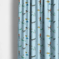 Gardintyger Mönstrade|Barnmönster<Arvidssons textil Pippi i söderhavet blå tyg
