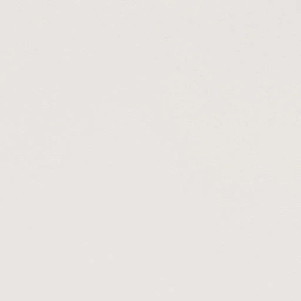 Enfärgade Fuskskinn< Plain offwhite fuskskinn