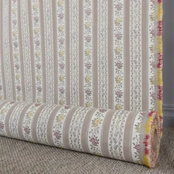 Randiga Möbeltyger|Mönstrade Möbeltyger<Nordisk Textil Portugal beige randigt stiltyg för möbelklädsel