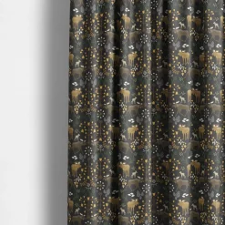 Gardintyger Mönstrade|Arvidssons Textil<Arvidssons textil Skogens Konung svart - tyg