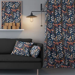 Gardintyger Mönstrade|Arvidssons Textil<Arvidssons textil Stjärnspeja mörkblå tyg