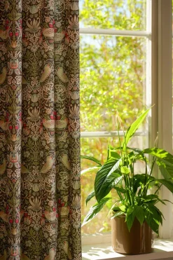 Gardiner Mönstrade<Nordisk Textil Strawberry bird grön-blå gardiner