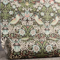 Arts & Crafts Tyger|Gardintyger Mönstrade<Nordisk Textil Strawberry bird grön-blå tyg