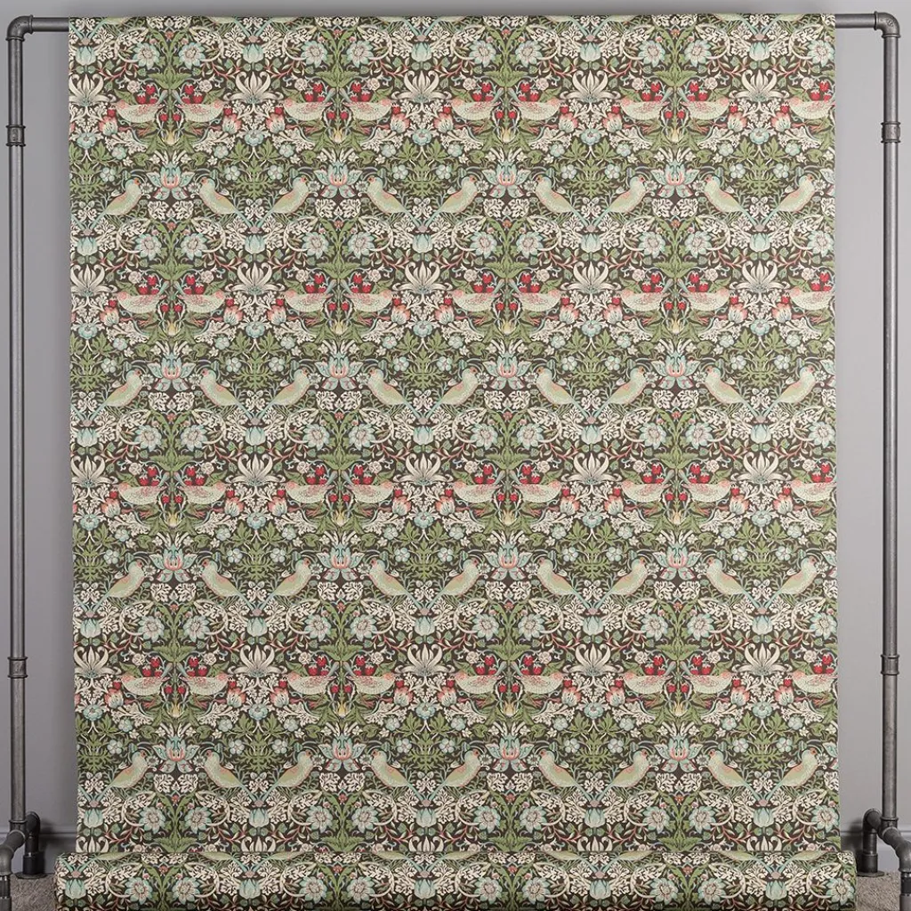 Arts & Crafts Tyger|Gardintyger Mönstrade<Nordisk Textil Strawberry bird grön-blå tyg