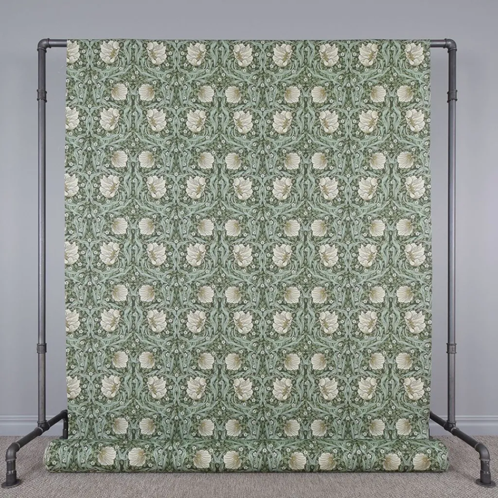 Textilvaxduk< Textilvaxduk Grace grön - Klassisk blommig Arts and Crafts design