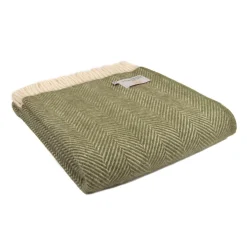 Ullplädar<Tweedmill textiles Ullpläd Fishbone Olive, 100% Ull, 150x183 cm