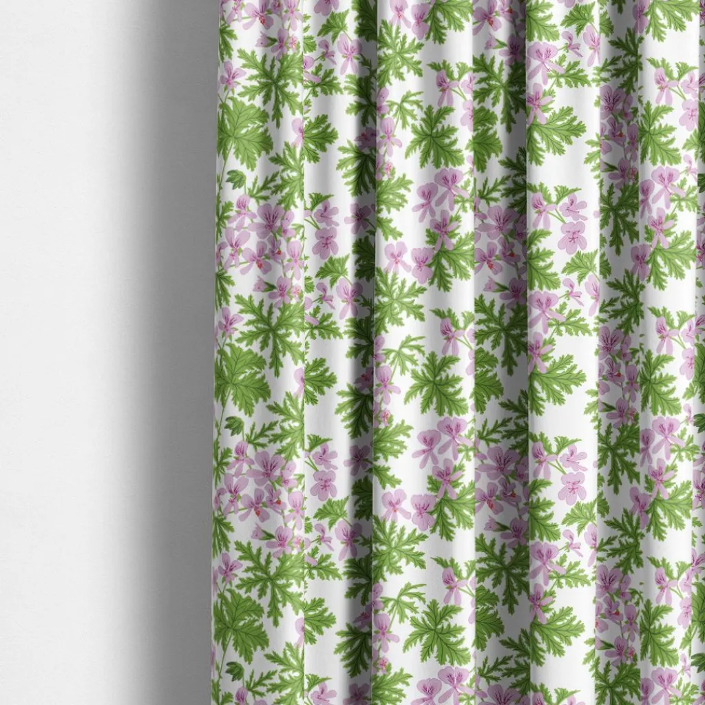 Gardintyger Mönstrade|Arvidssons Textil<Arvidssons textil Westerlunds Blomma lila-grön tyg